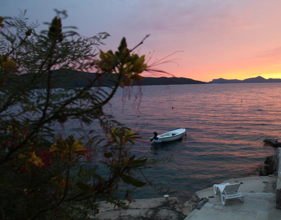 Sunset Apartment